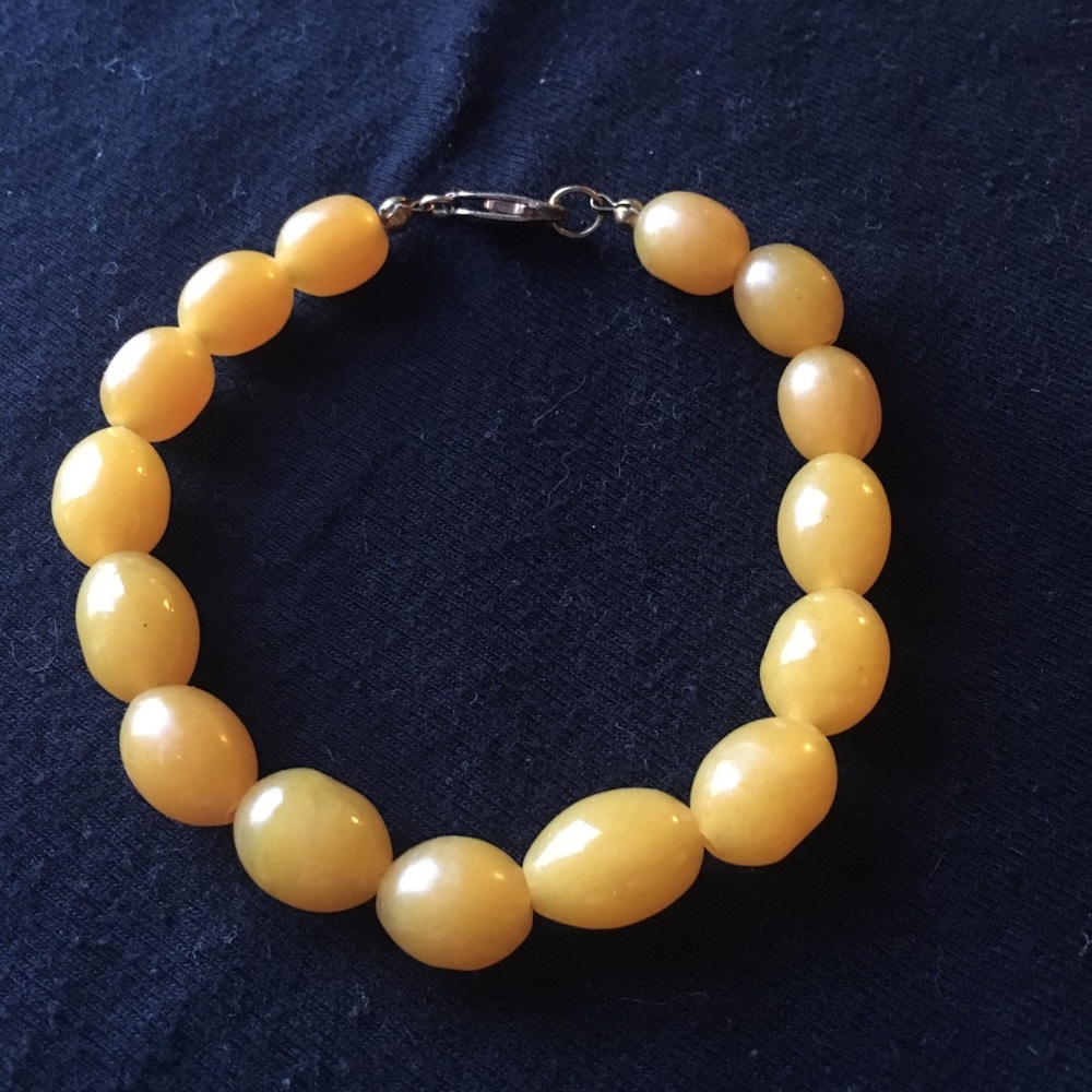 Honey amber bead bracelet